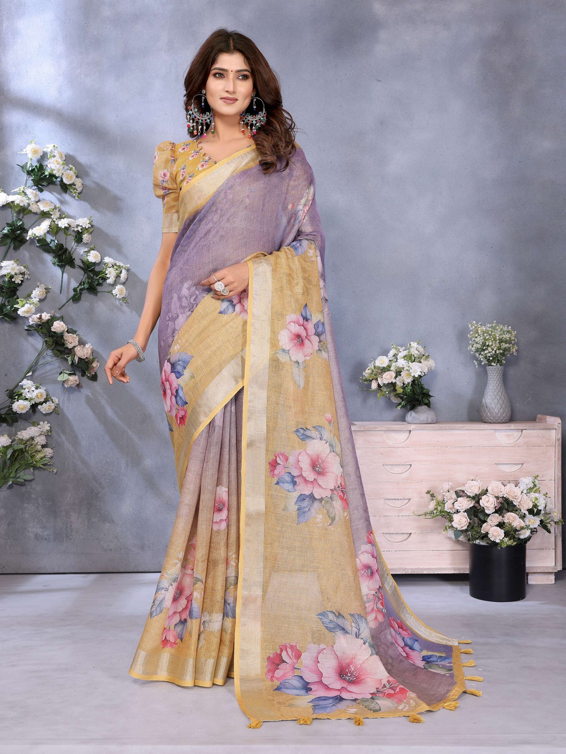 Golden and Lavender Floral Printed Saree with Shimmer - Image 4