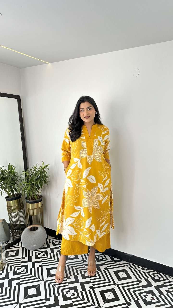 Women's Cotton Floral Printed Straight Kurti With Pant Set