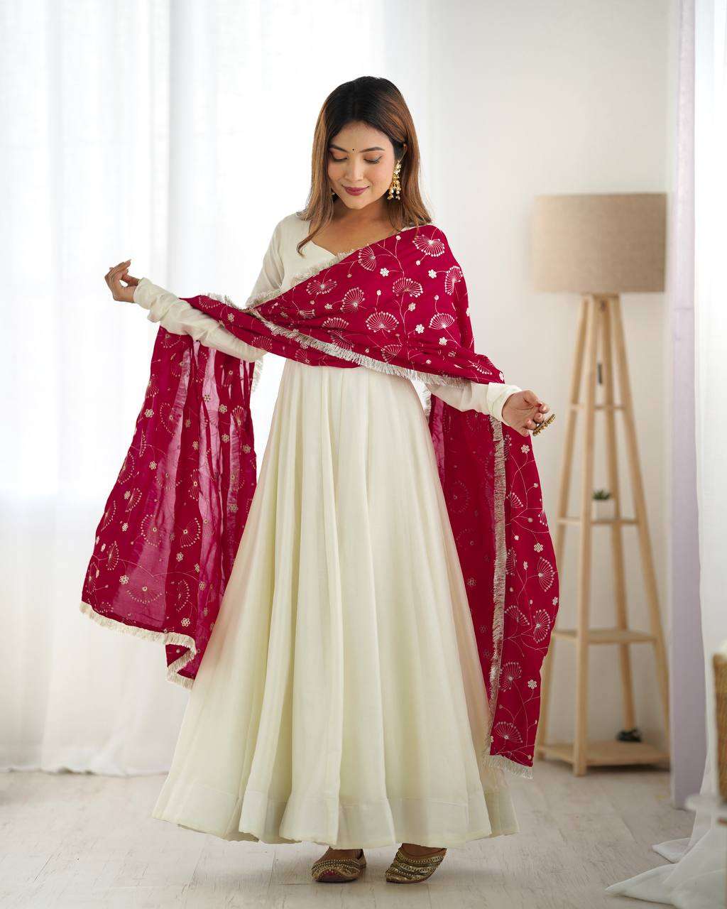 Womens Pure Romansilk Chanderi Plain Anarkali Kurti With Dupatta & Pant Set