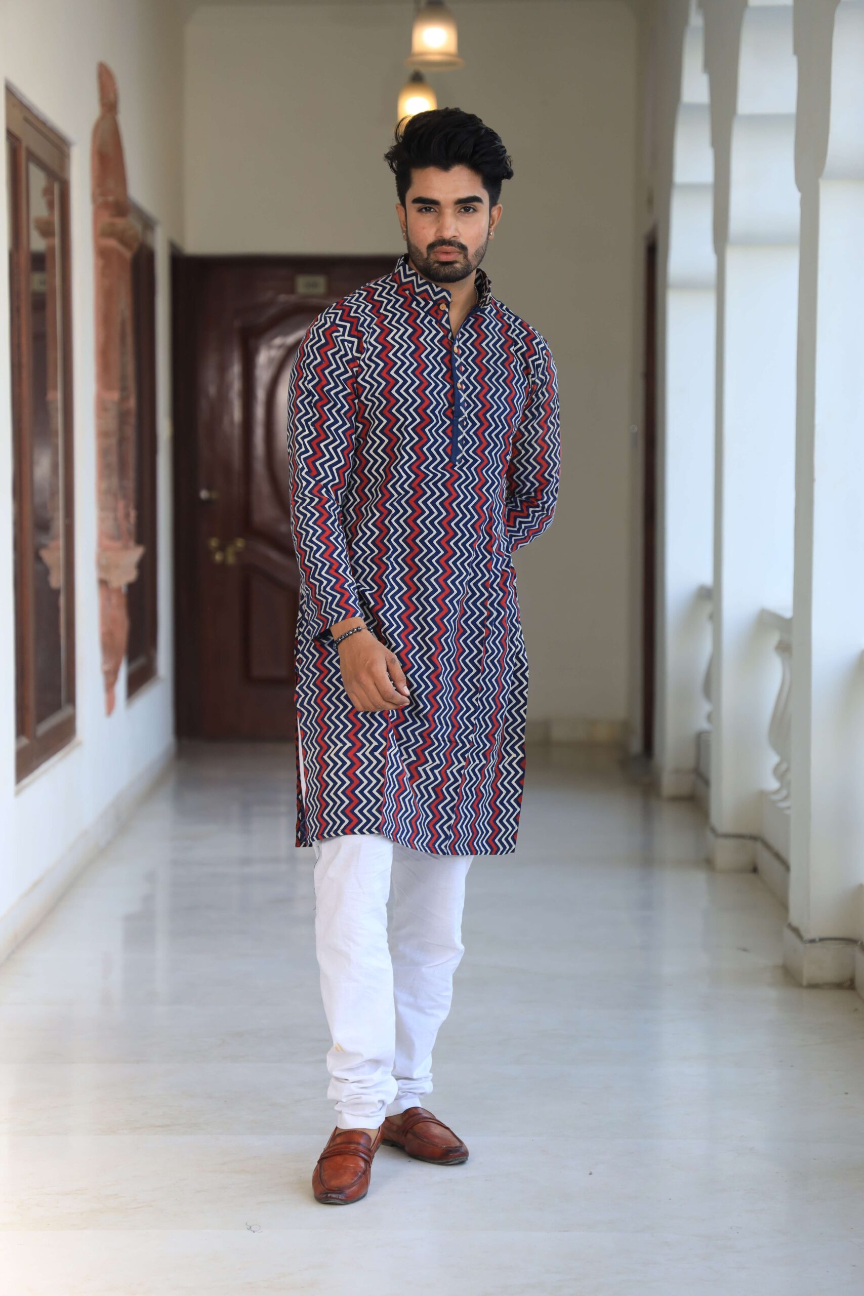 Mens Multicolor Zig-Zag Printed Cotton Kurta with White Pajama ? Trendy Festive & Casual Wear - Image 4