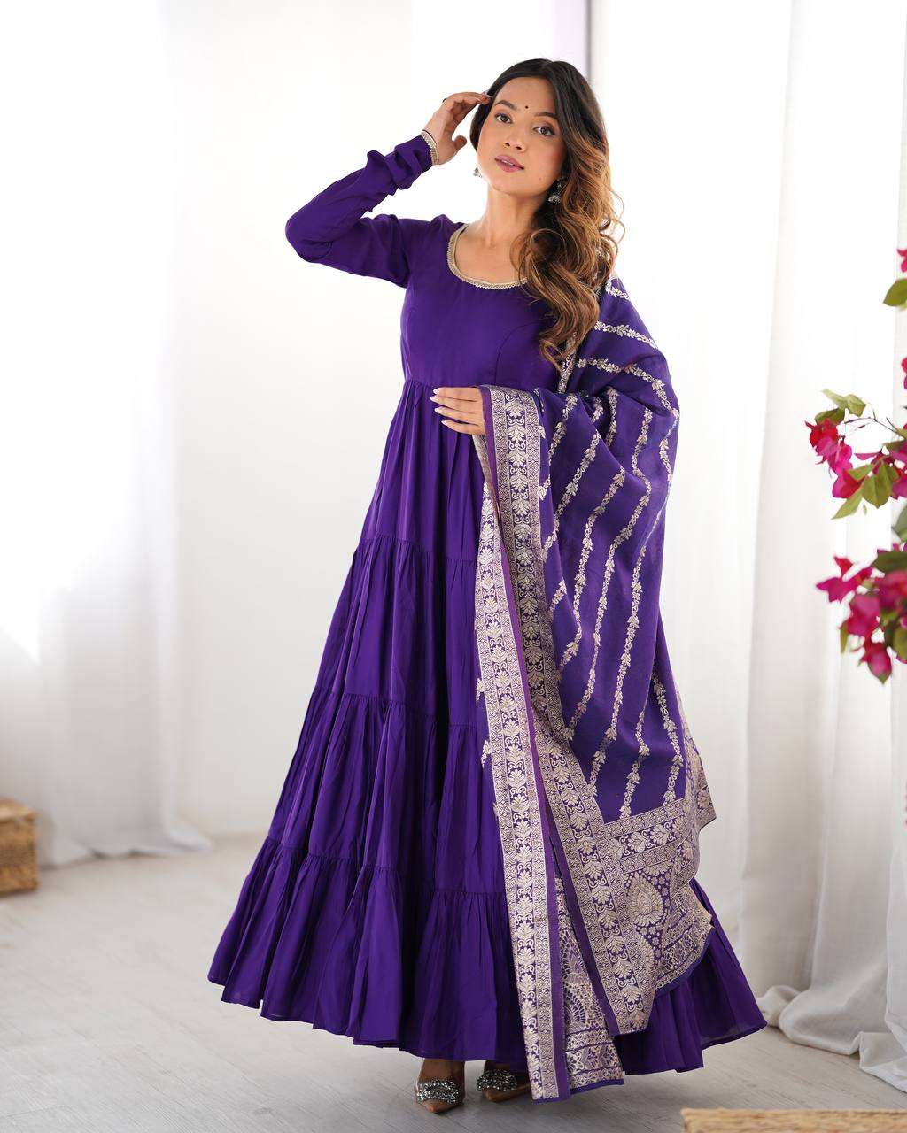 Women's Solid Anarkali Kurti With Pant And Banarasi Silk Dupatta Set