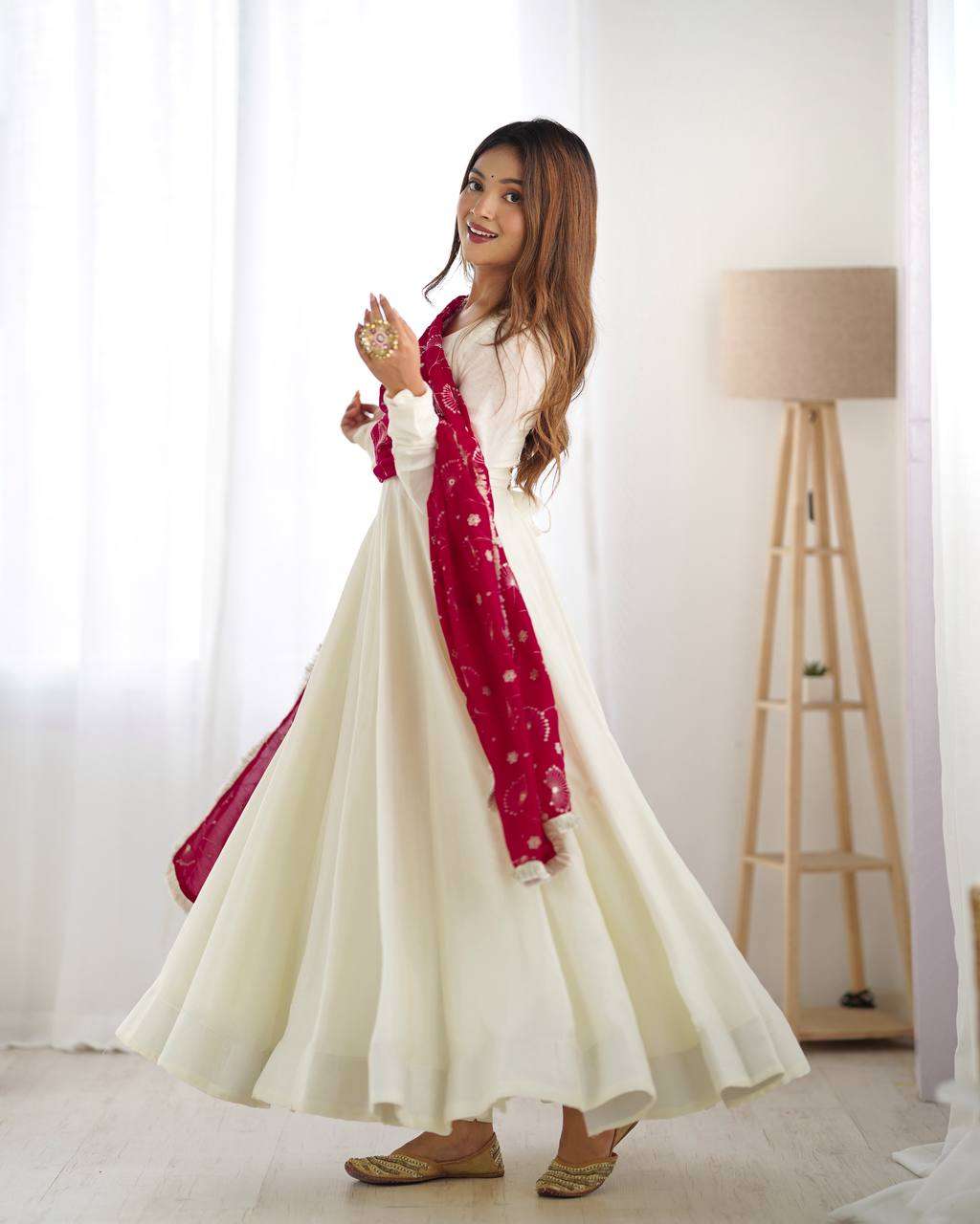 Womens Pure Romansilk Chanderi Plain Anarkali Kurti With Dupatta & Pant Set - Image 6