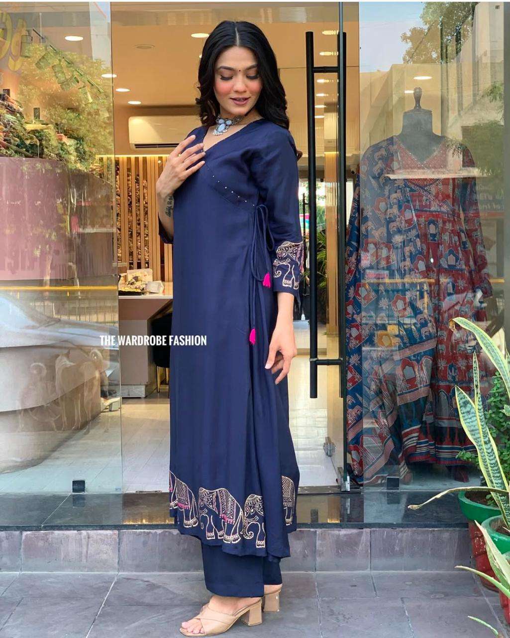 Women's Rayon Embroidered Straight Kurti With Pant Set - Image 3
