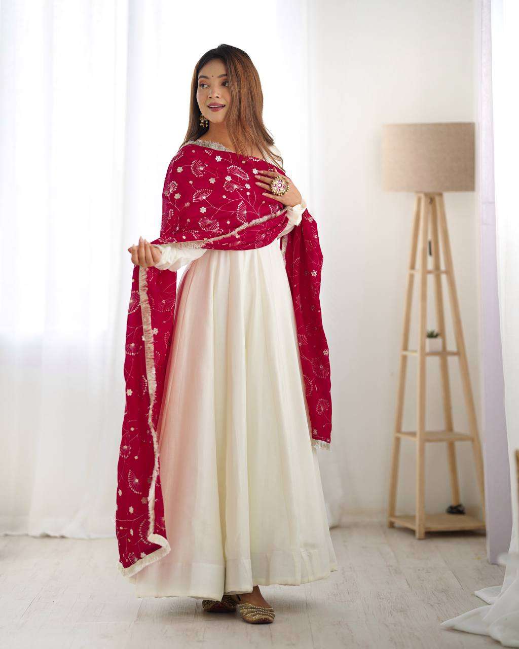 Womens Pure Romansilk Chanderi Plain Anarkali Kurti With Dupatta & Pant Set - Image 4