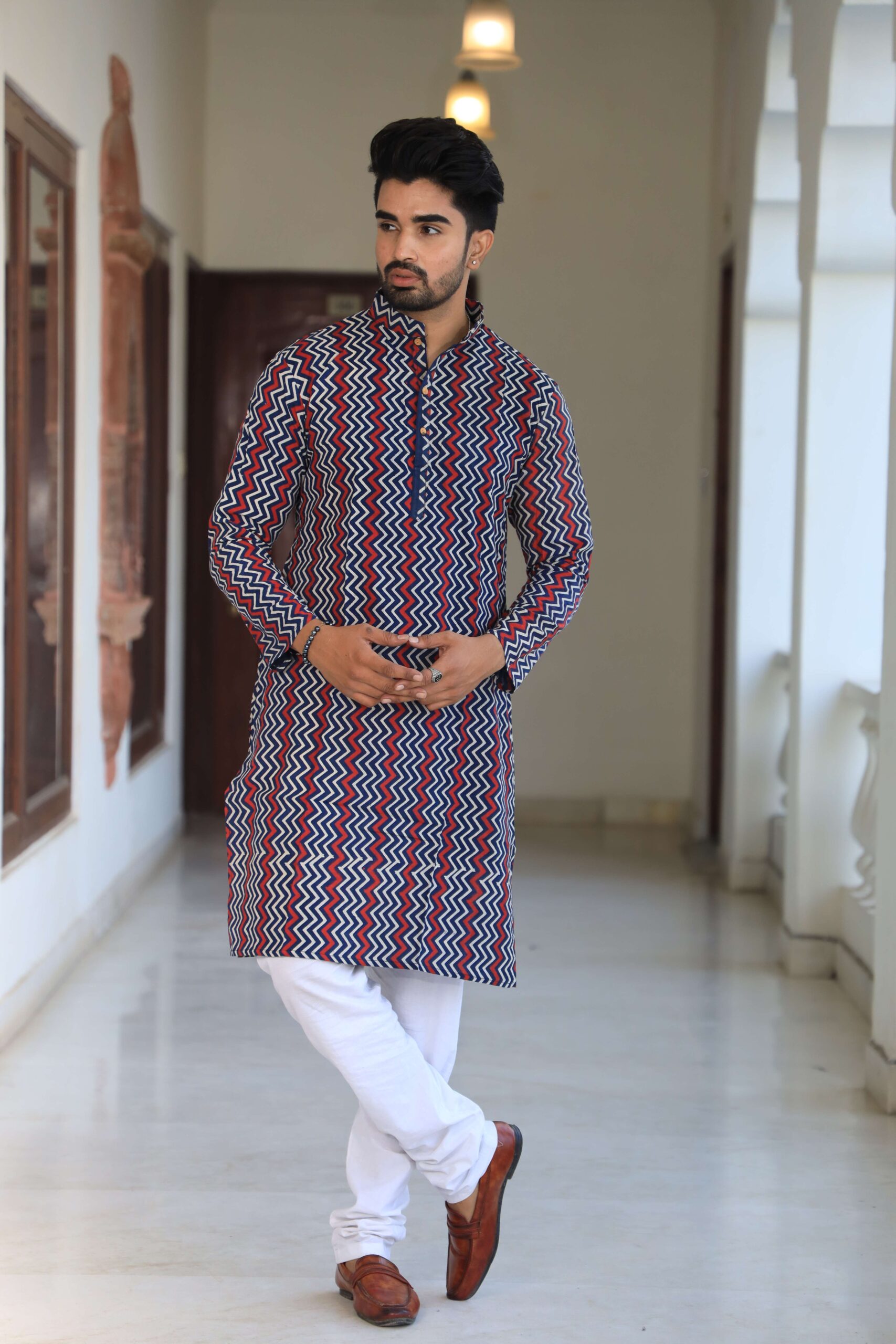Mens Multicolor Zig-Zag Printed Cotton Kurta with White Pajama ? Trendy Festive & Casual Wear
