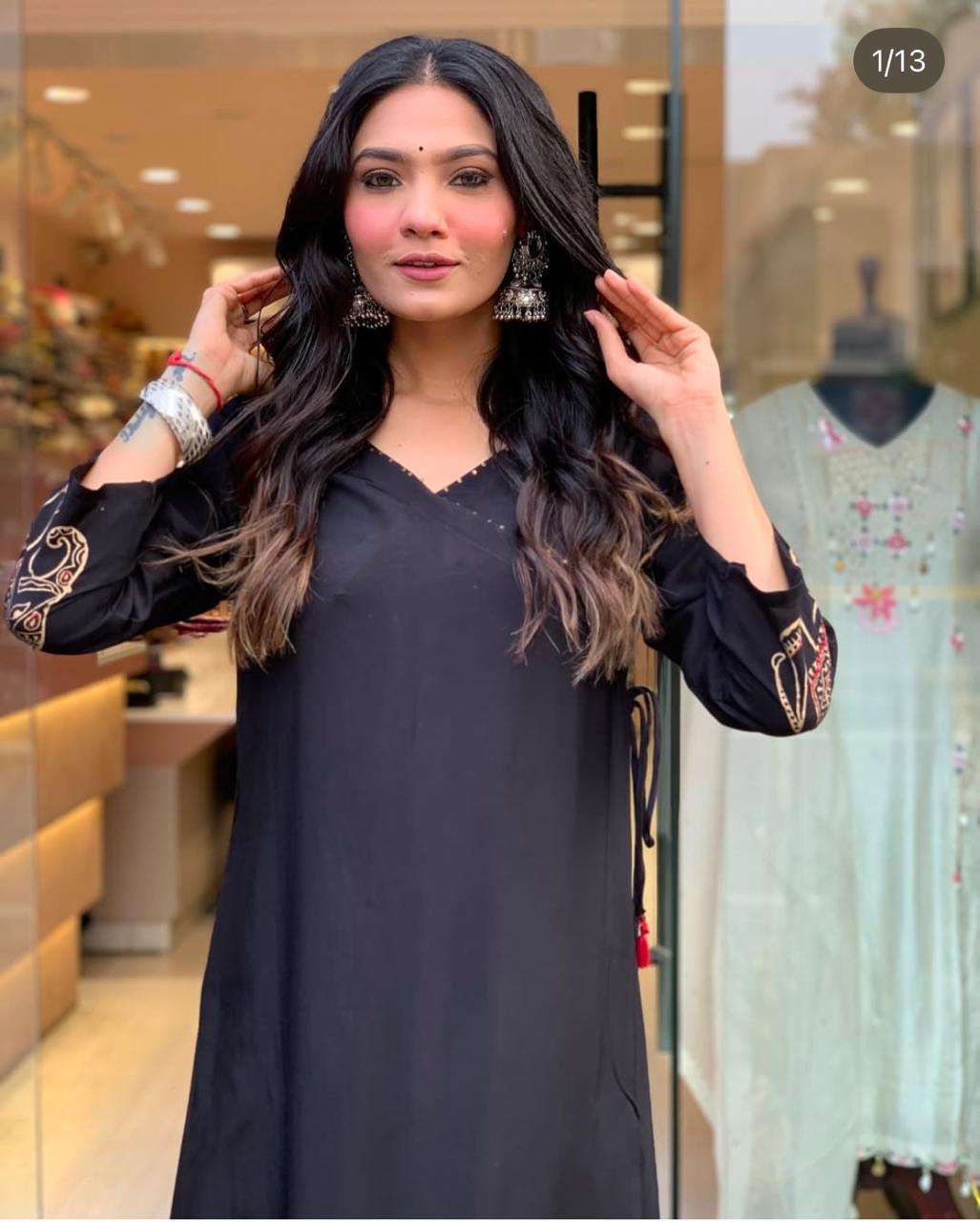 Women's Rayon Embroidered Straight Kurti With Pant Set - Image 3