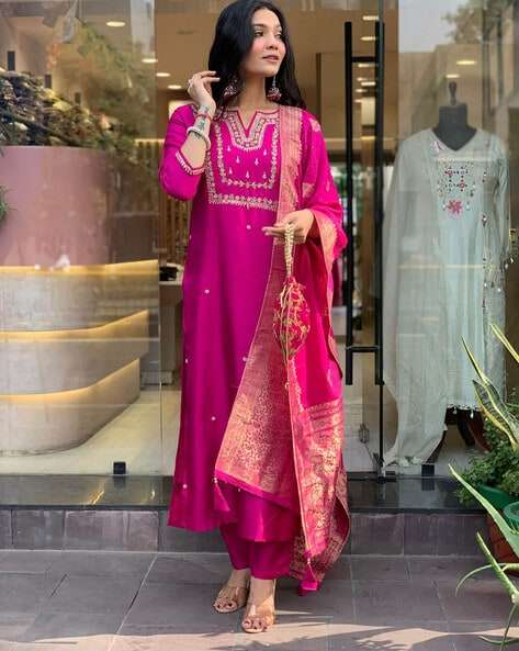 Women's Viscose Silk Heavy Embroidered Straight Kurta With Trouser & Banarasi Jacquard Dupatta Set - Image 3