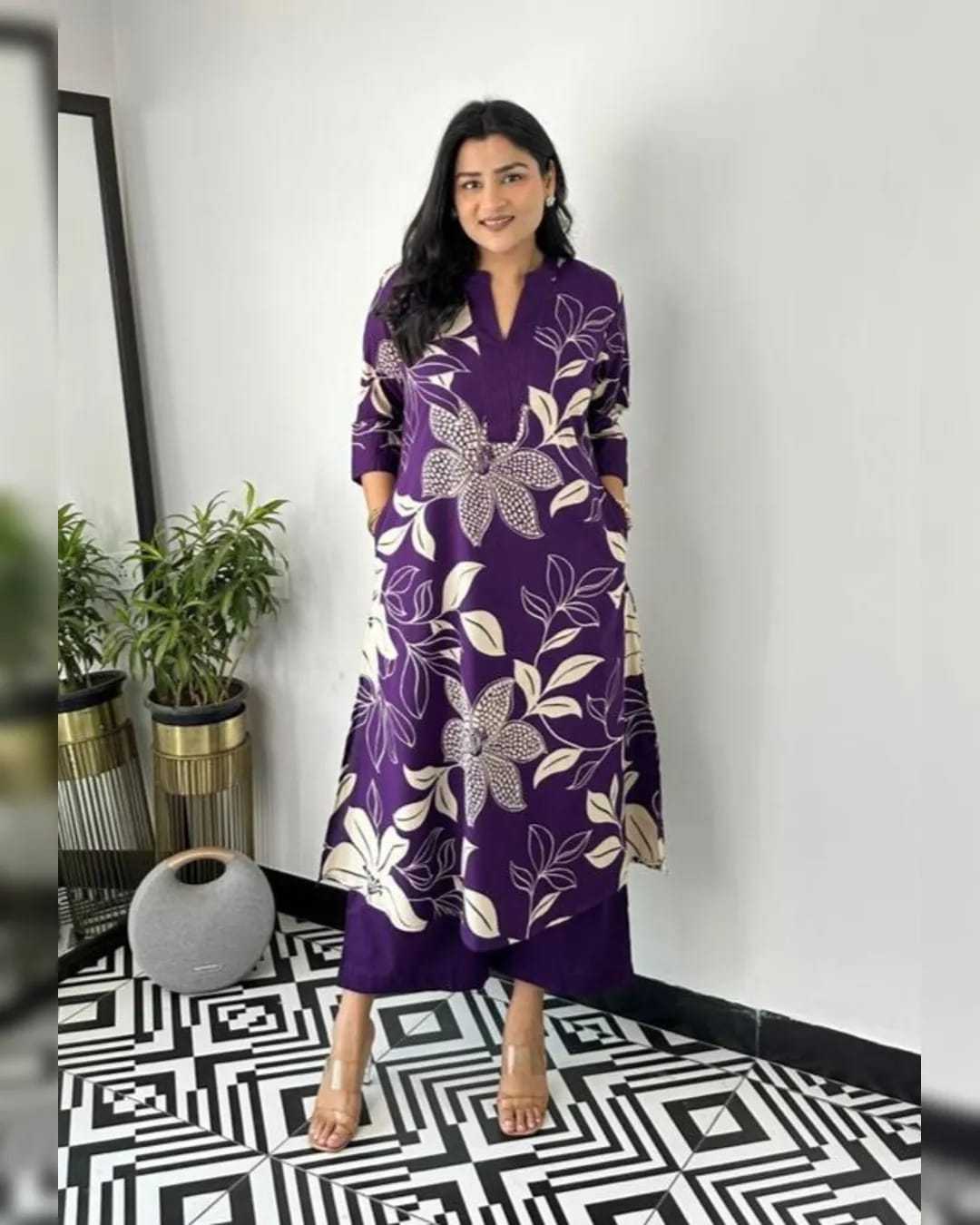 Women's Cotton Floral Printed Straight Kurti With Pant Set - Image 5