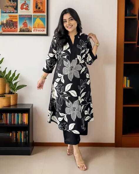 Women's Cotton Floral Printed Straight Kurti With Pant Set - Image 3
