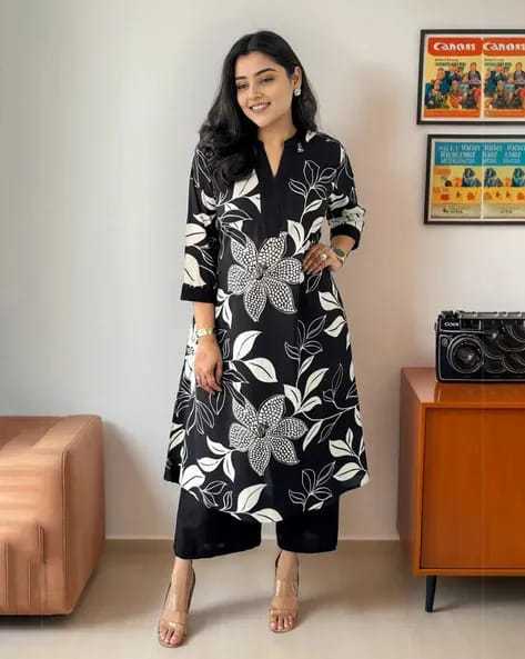 Women's Cotton Floral Printed Straight Kurti With Pant Set - Image 5